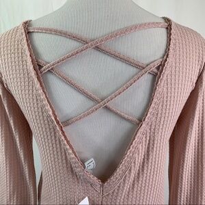 NWT. Forever 21 long sleeve top